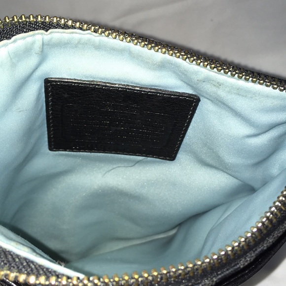 Coach Crossbody Bag - Picture 4 of 4